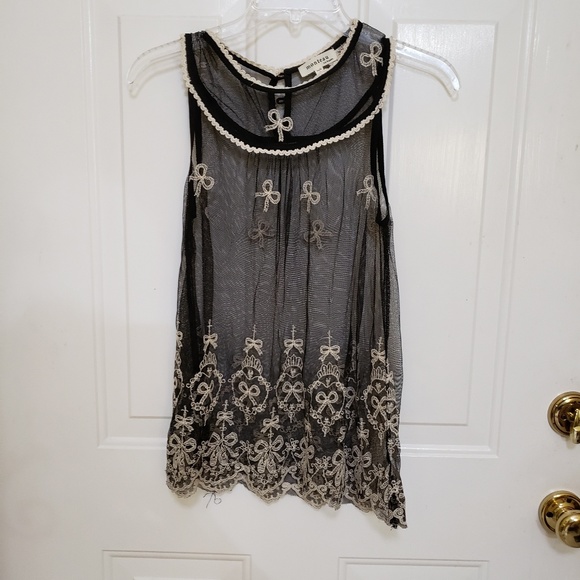 Sheer Top - Picture 4 of 4